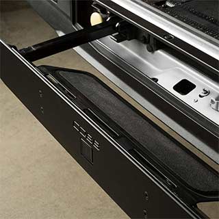 COBB Tailgate Step Cover for Ford F-150 / Raptor 2021+
